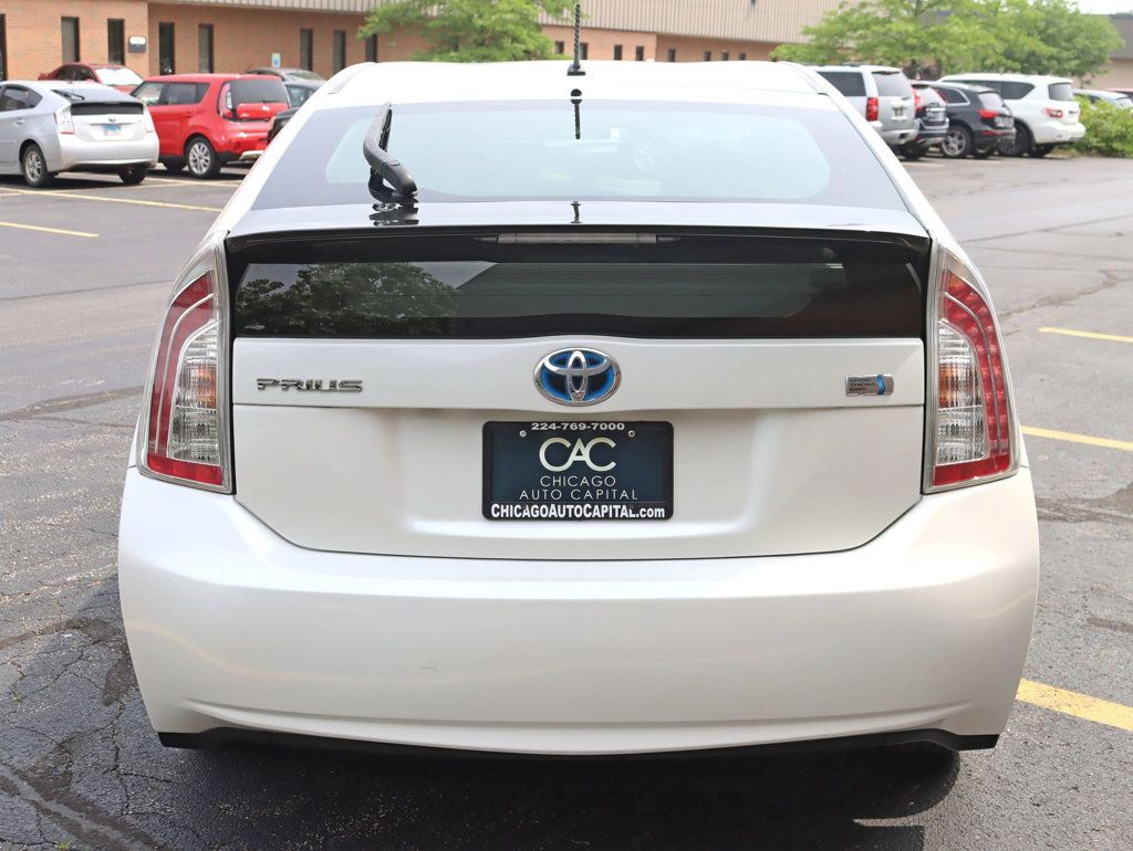2014 Toyota Prius 5dr Hatchback Two - 22867096 - 5
