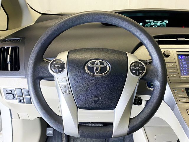 2014 Toyota Prius 5dr Hatchback Two - 22965767 - 22