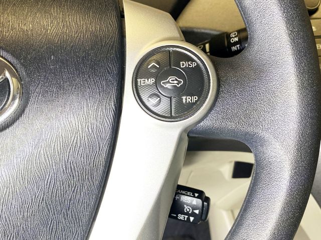 2014 Toyota Prius 5dr Hatchback Two - 22965767 - 24