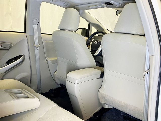 2014 Toyota Prius 5dr Hatchback Two - 22965767 - 44