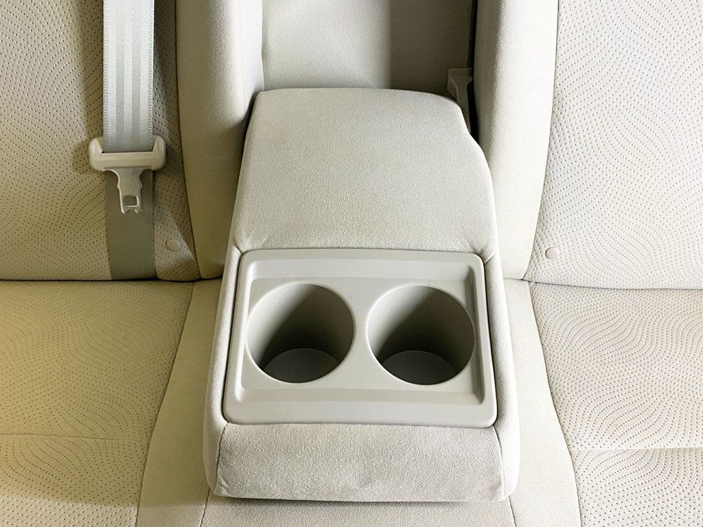 2014 Toyota Prius 5dr Hatchback Two - 22965767 - 49