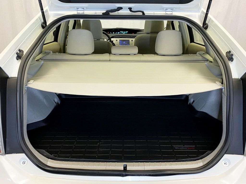 2014 Toyota Prius 5dr Hatchback Two - 22965767 - 50