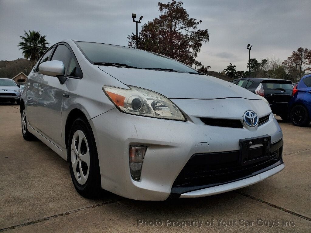 2014 Toyota Prius 5dr Hatchback Two - 22732247 - 4