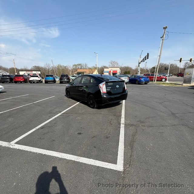 2014 Toyota Prius 5DR THREE W/SOLAR ROOF PACKAGE - 23001779 - 9