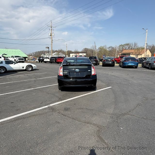 2014 Toyota Prius 5DR THREE W/SOLAR ROOF PACKAGE - 23001779 - 11