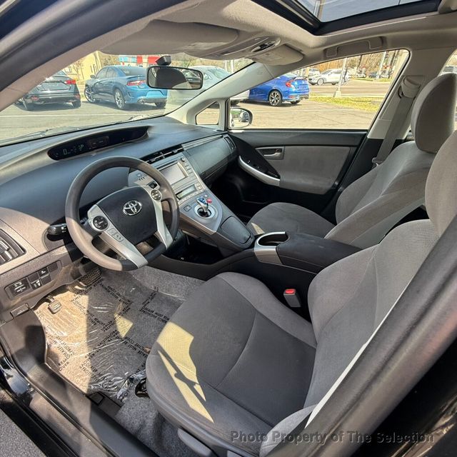 2014 Toyota Prius 5DR THREE W/SOLAR ROOF PACKAGE - 23001779 - 22