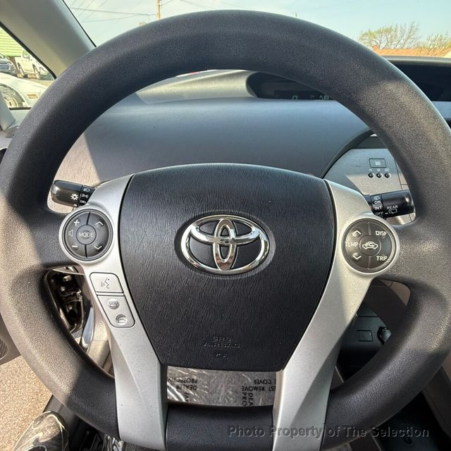 2014 Toyota Prius 5DR THREE W/SOLAR ROOF PACKAGE - 23001779 - 23