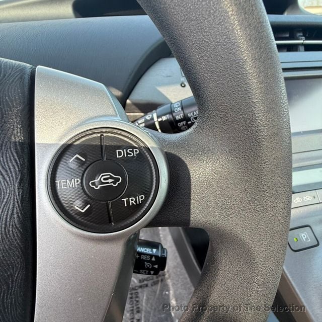 2014 Toyota Prius 5DR THREE W/SOLAR ROOF PACKAGE - 23001779 - 24