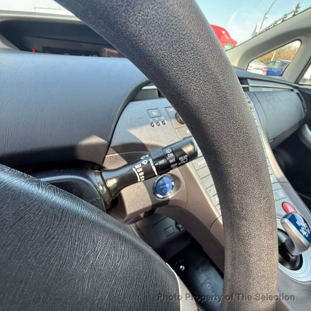 2014 Toyota Prius 5DR THREE W/SOLAR ROOF PACKAGE - 23001779 - 26