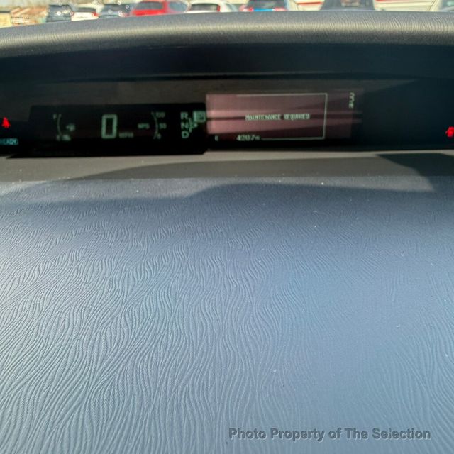 2014 Toyota Prius 5DR THREE W/SOLAR ROOF PACKAGE - 23001779 - 28