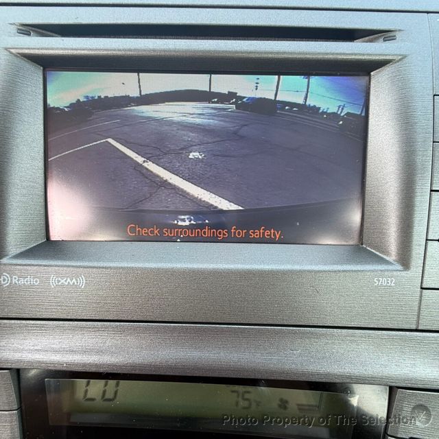 2014 Toyota Prius 5DR THREE W/SOLAR ROOF PACKAGE - 23001779 - 31