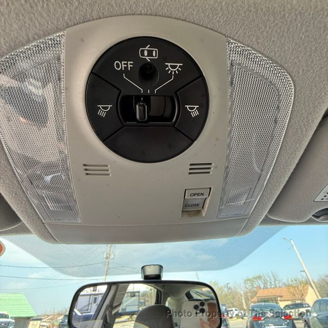 2014 Toyota Prius 5DR THREE W/SOLAR ROOF PACKAGE - 23001779 - 33