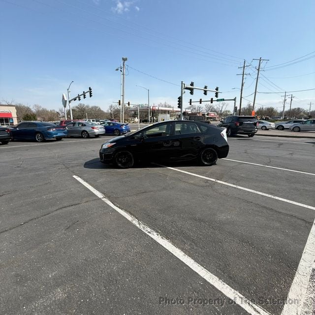 2014 Toyota Prius 5DR THREE W/SOLAR ROOF PACKAGE - 23001779 - 7