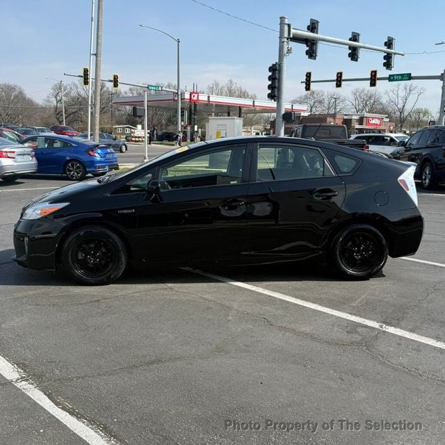 2014 Toyota Prius 5DR THREE W/SOLAR ROOF PACKAGE - 23001779 - 8