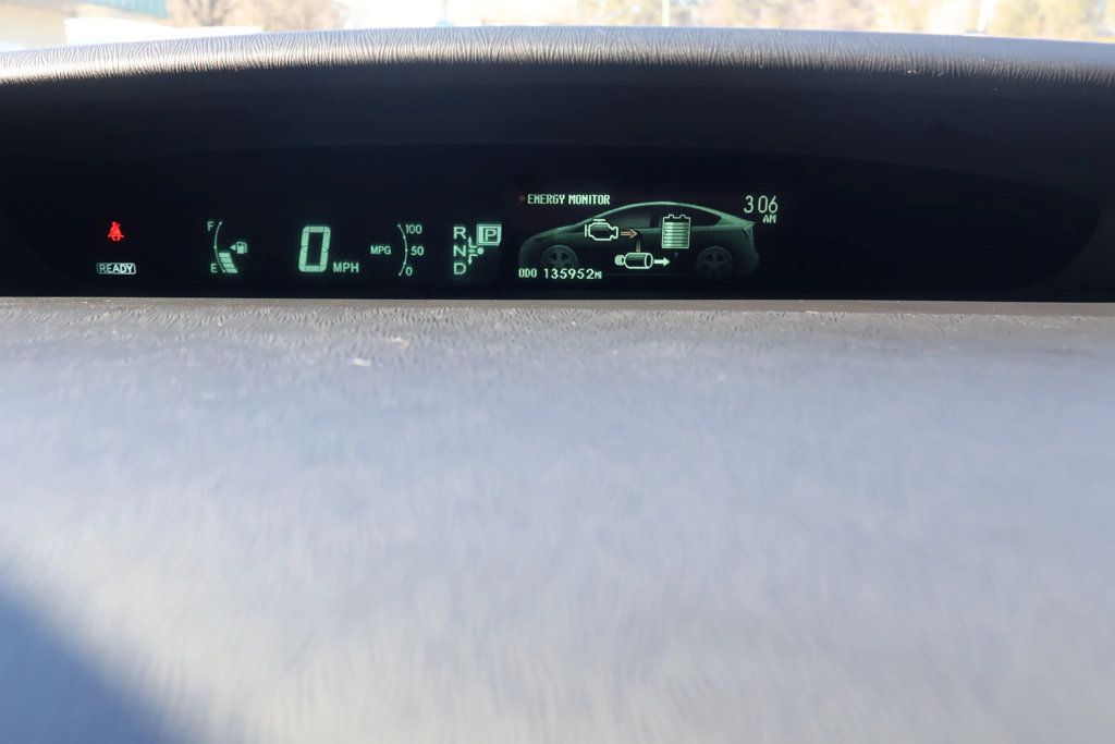 2014 Toyota Prius THREE TRIM LEVEL, HATCHBACK, GOOD SERVICE HISTORY!!! - 22955785 - 14