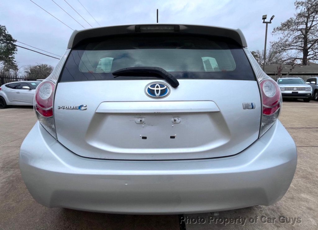 2014 Toyota Prius c 5dr Hatchback Three - 22108686 - 7