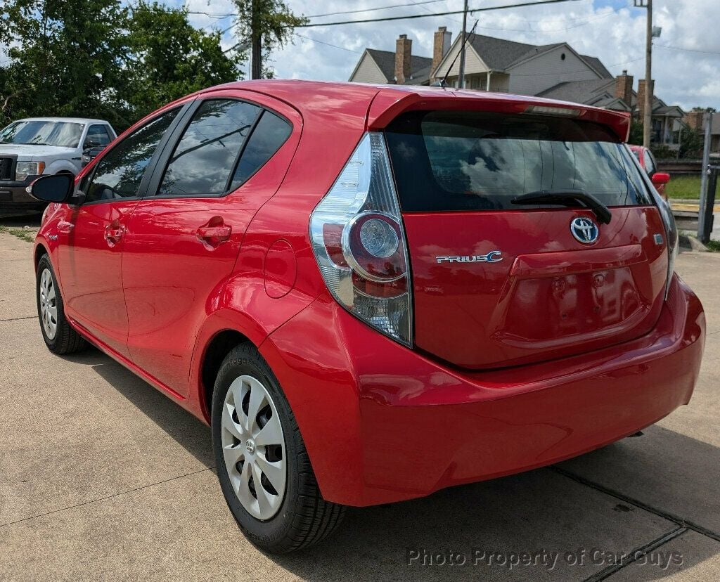 2014 Toyota Prius c 5dr Hatchback Two - 22516060 - 10