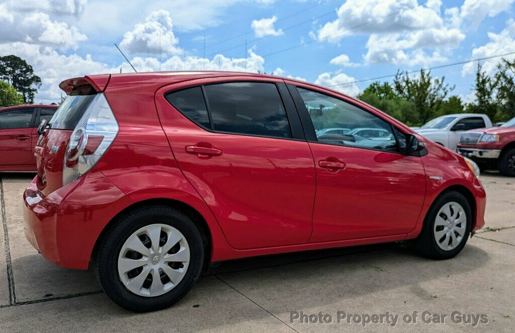 2014 Toyota Prius c 5dr Hatchback Two - 22516060 - 5