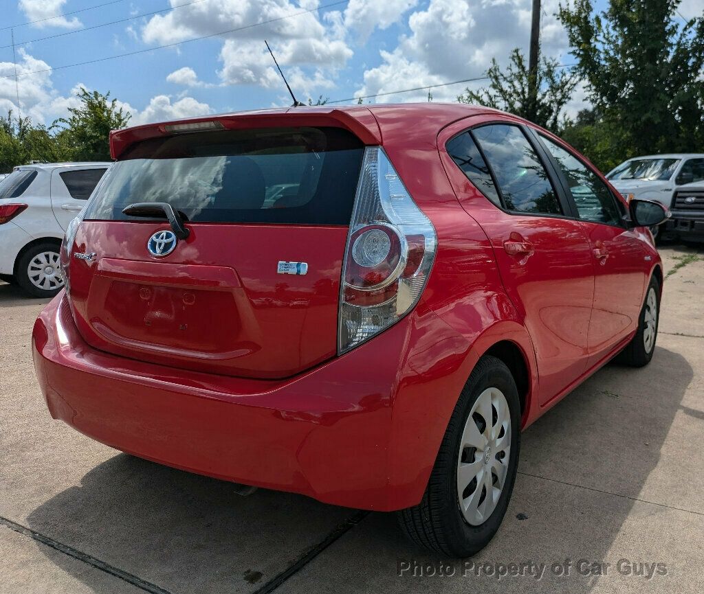 2014 Toyota Prius c 5dr Hatchback Two - 22516060 - 7