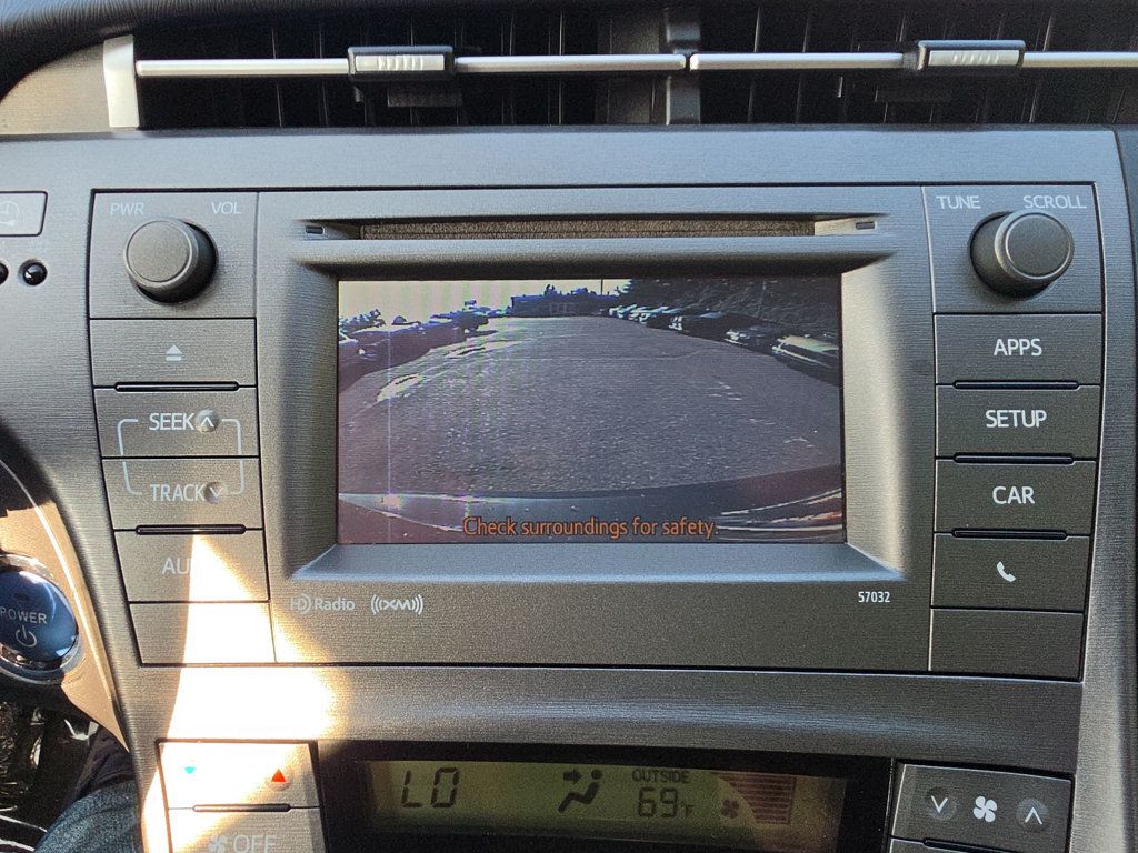 Toyota Prius photo 27