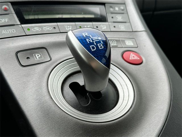 2014 Toyota Prius Plug-In Base - 22329396 - 35