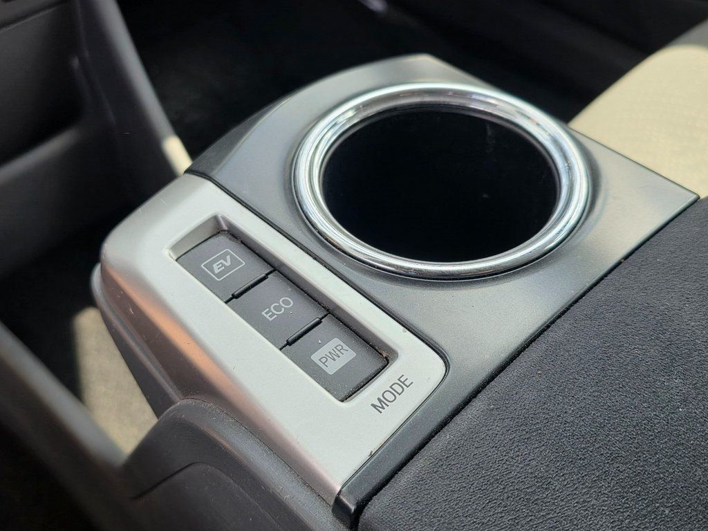 2014 Toyota Prius v - 22932413 - 20