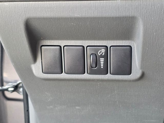 2014 Toyota Prius v  - 22932413 - 29