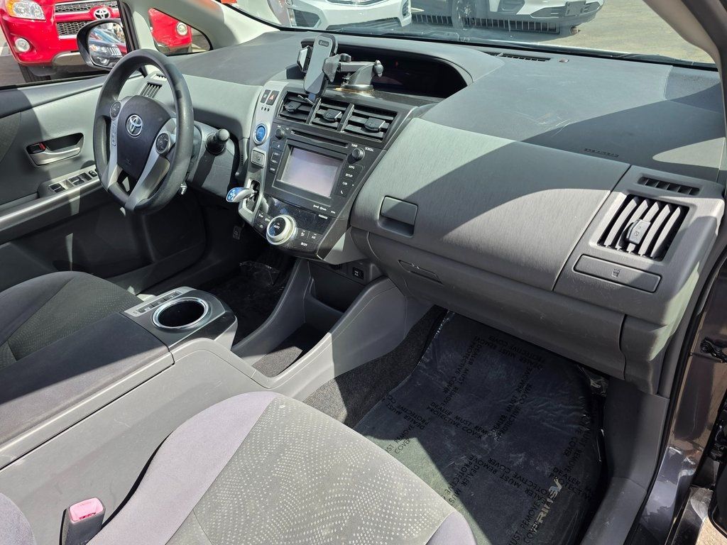2014 Toyota Prius v - 22932413 - 7