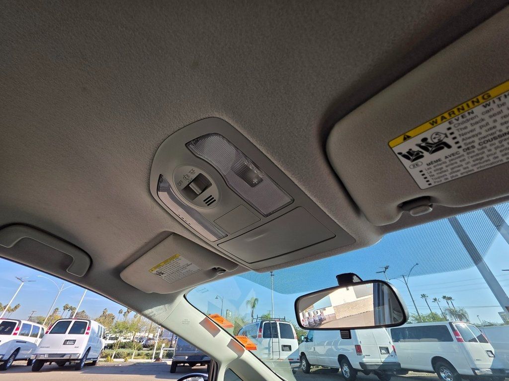 2014 Toyota Prius v  - 22962338 - 10