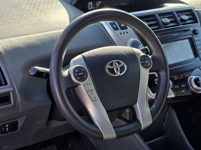 2014 Toyota Prius v  - 22962338 - 12
