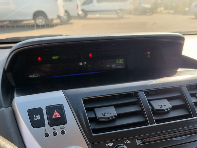 2014 Toyota Prius v  - 22962338 - 23