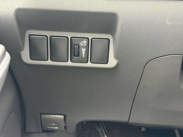 2014 Toyota Prius v 5dr Wagon Three - 22993937 - 34