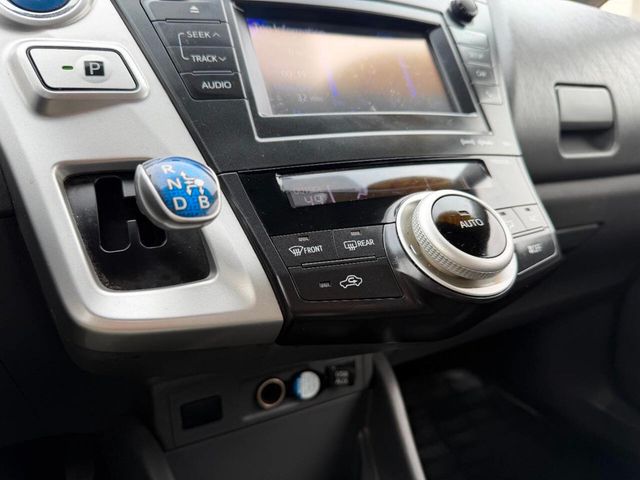 2014 Toyota Prius v 5dr Wagon Three - 22993937 - 42
