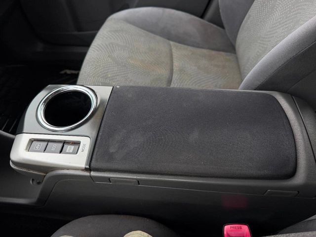 2014 Toyota Prius v 5dr Wagon Three - 22993937 - 44