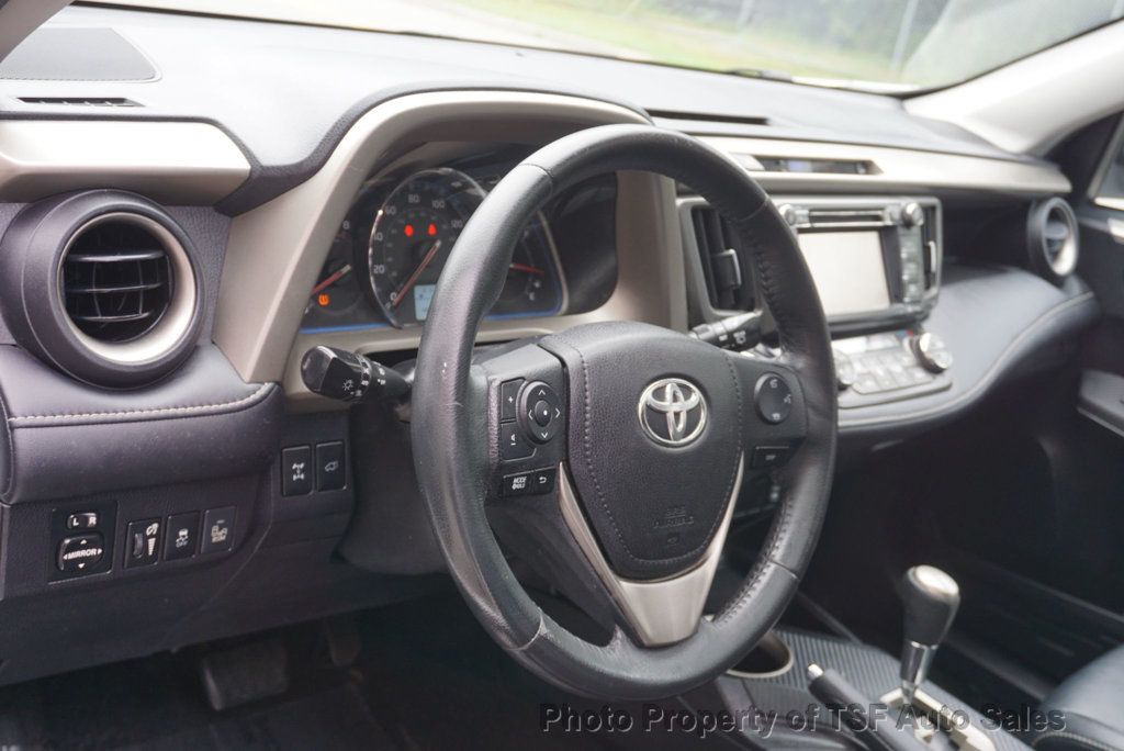 2014 Toyota RAV4 Limited photo 12