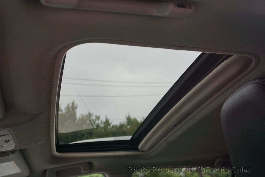 2014 Toyota RAV4 Limited photo 15