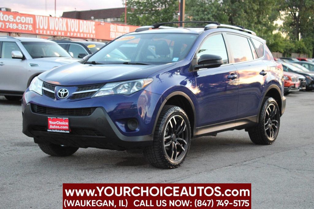 2014 Toyota RAV4 AWD 4dr LE - 22907541 - 0