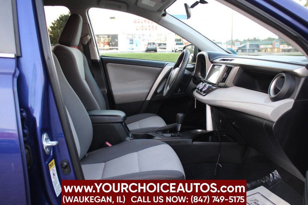 2014 Toyota RAV4 AWD 4dr LE - 22907541 - 13