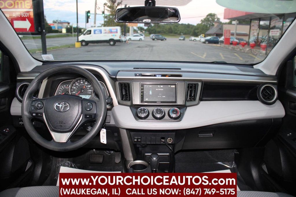 2014 Toyota RAV4 AWD 4dr LE - 22907541 - 18