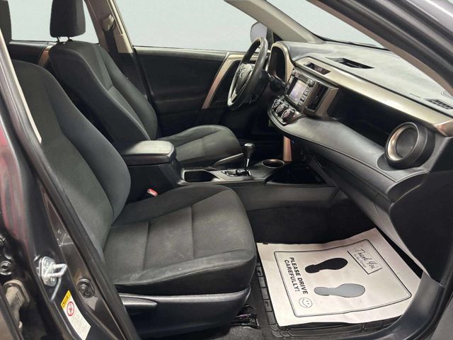 2014 Toyota RAV4 AWD 4dr LE - 23050438 - 18