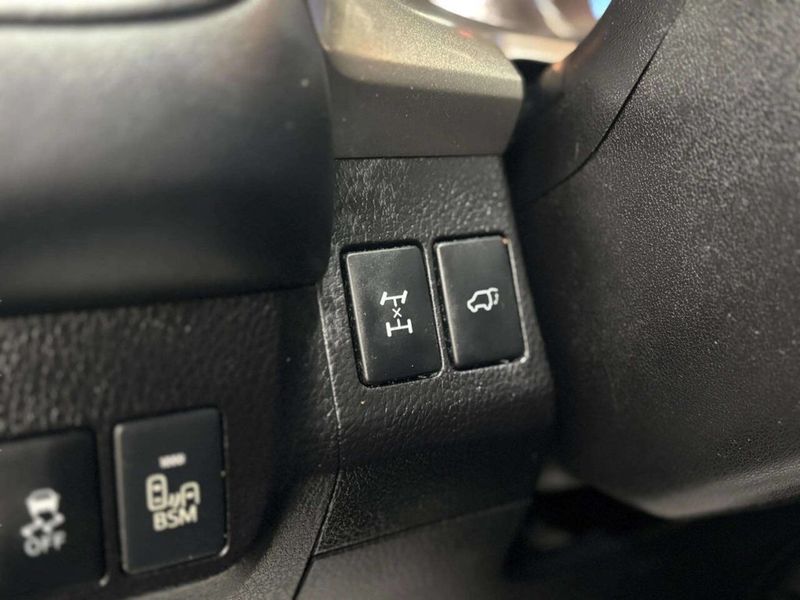 2014 Toyota RAV4 AWD 4dr Limited - 22976962 - 39