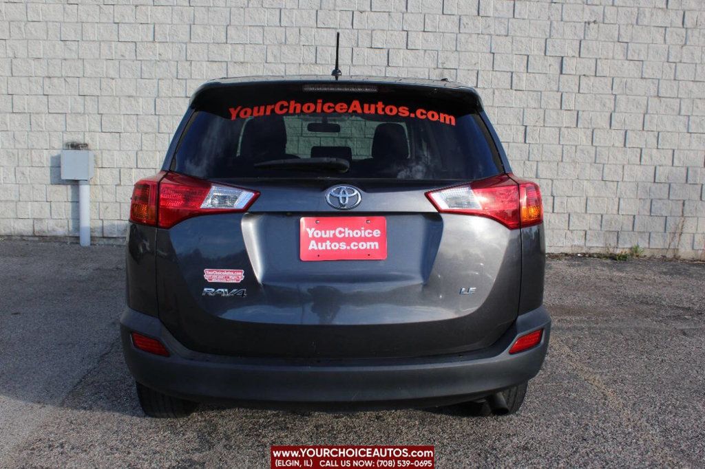 2014 Toyota RAV4 FWD 4dr LE - 22624251 - 3