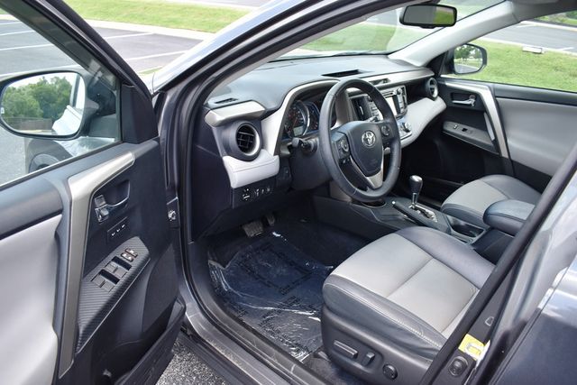 2014 Toyota RAV4 FWD 4dr Limited - 23055951 - 29