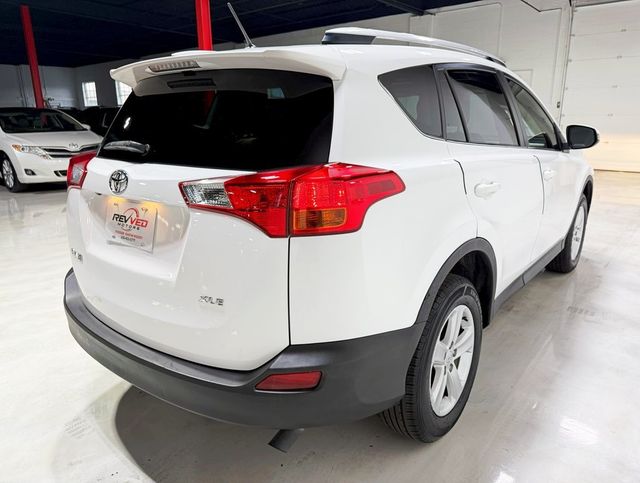 2014 Toyota RAV4 FWD 4dr XLE - 22905850 - 6