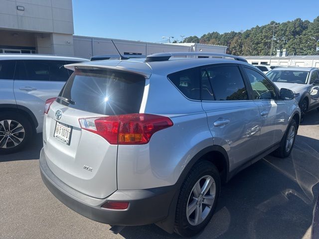 2014 Toyota RAV4 FWD 4dr XLE - 22943813 - 3