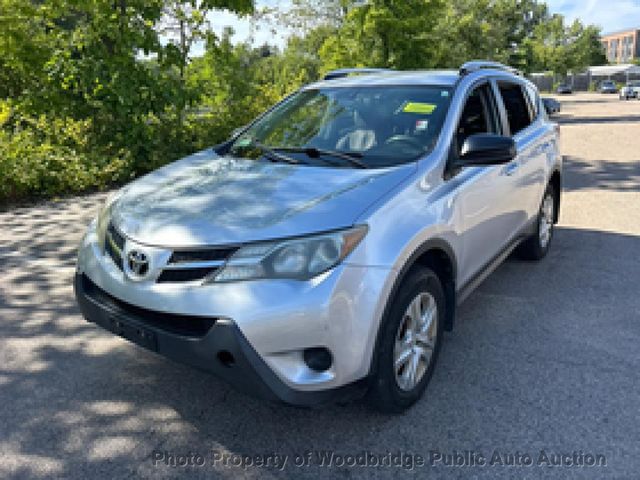 2014 Toyota RAV4 LE - 22907777 - 13