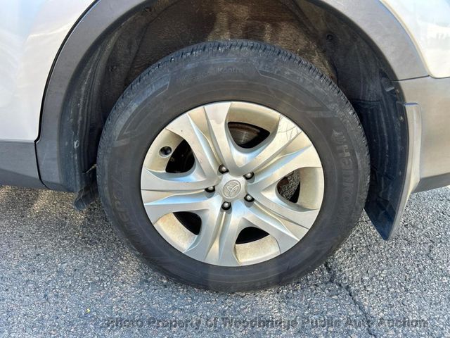 2014 Toyota RAV4 LE - 22907777 - 27
