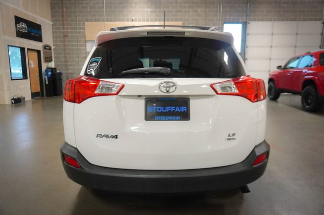2014 Toyota RAV4 LE - 23078858 - 4