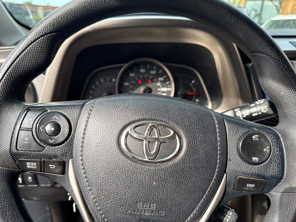 2014 Toyota RAV4 XLE - 23052028 - 9