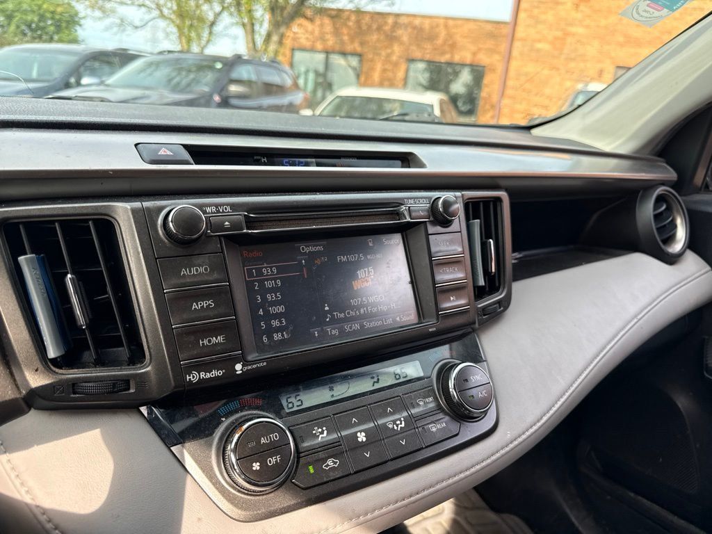 2014 Toyota RAV4 XLE - 23052028 - 8